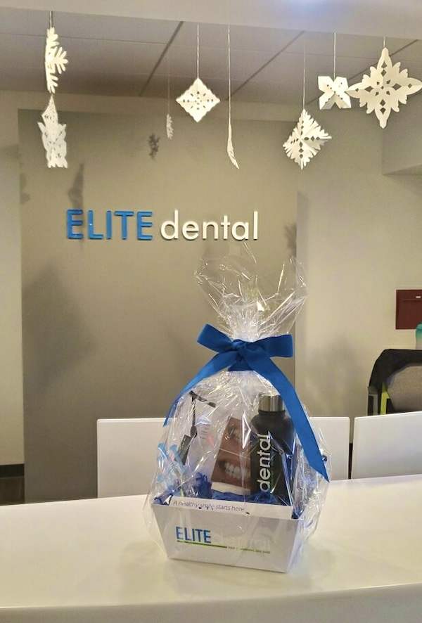 decgiftbasket.jpg